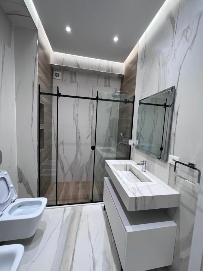 Hera Tirana Suite Deluxe Exterior photo