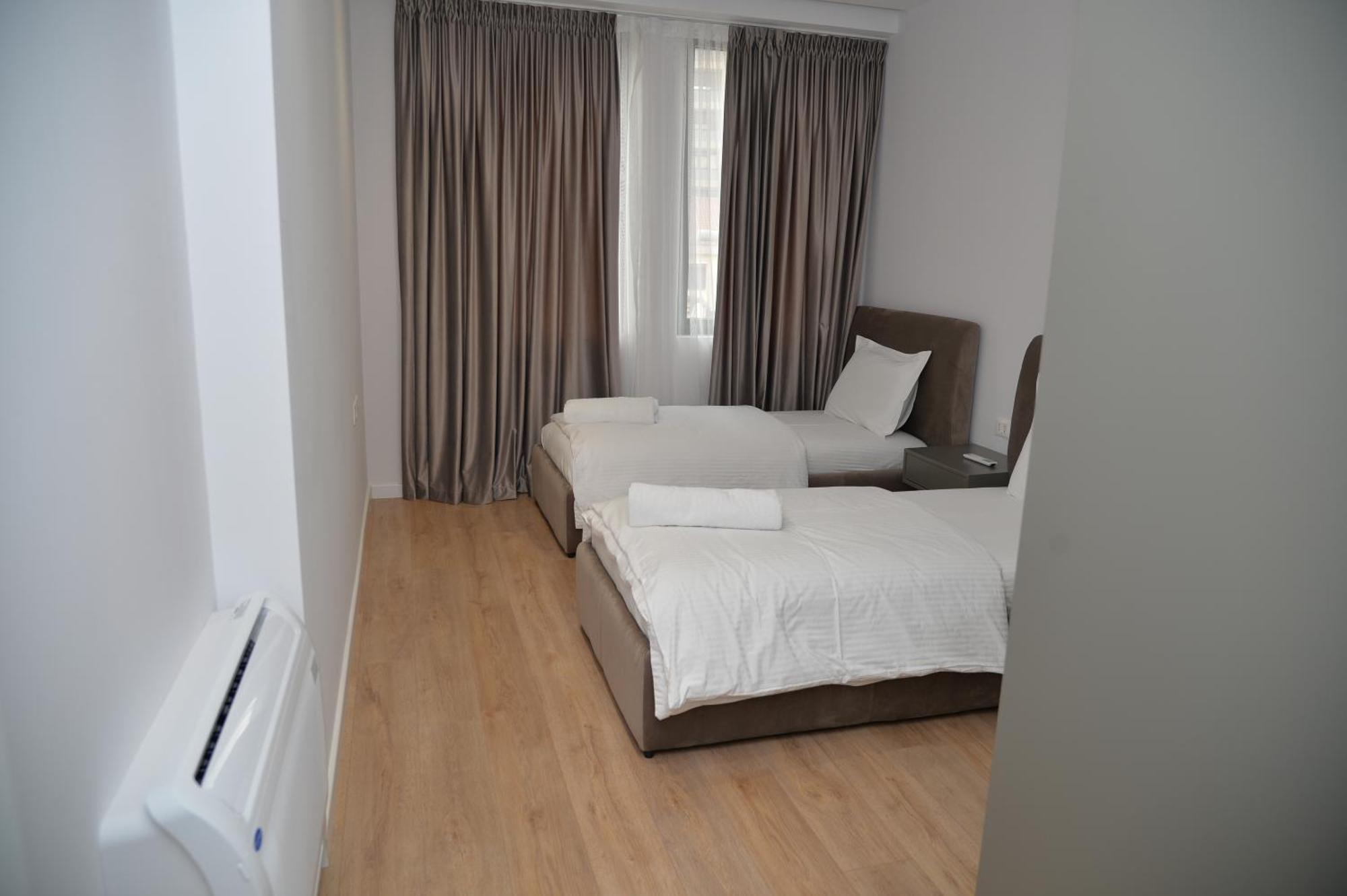 Hera Tirana Suite Deluxe Exterior photo